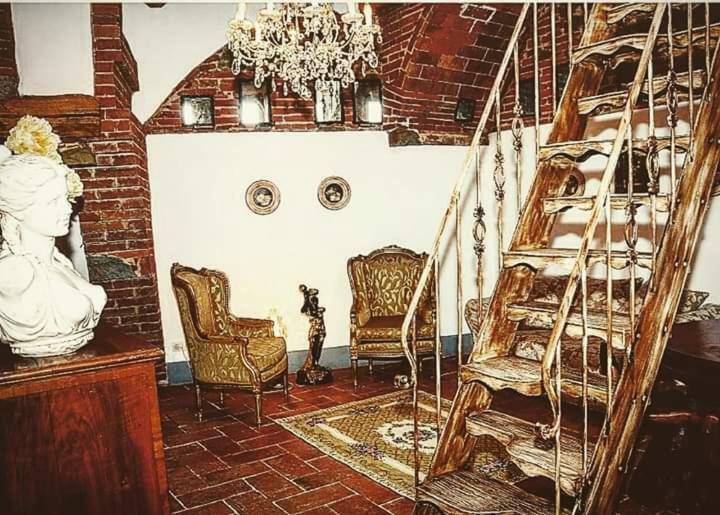 Guazzino B&B Castello La Pia Dama Residence מראה חיצוני תמונה