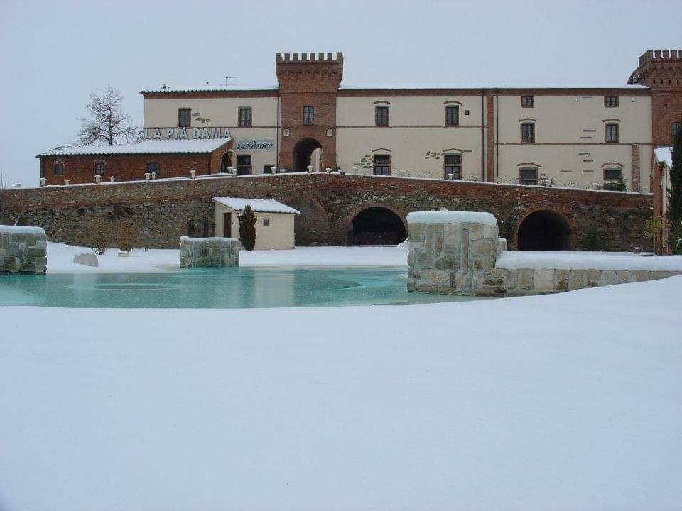 Guazzino B&B Castello La Pia Dama Residence מראה חיצוני תמונה